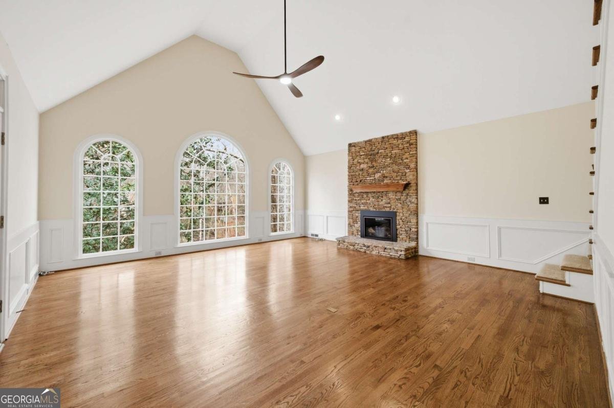 5716 Fairley Hall Court Peachtree Corners - Photo 11