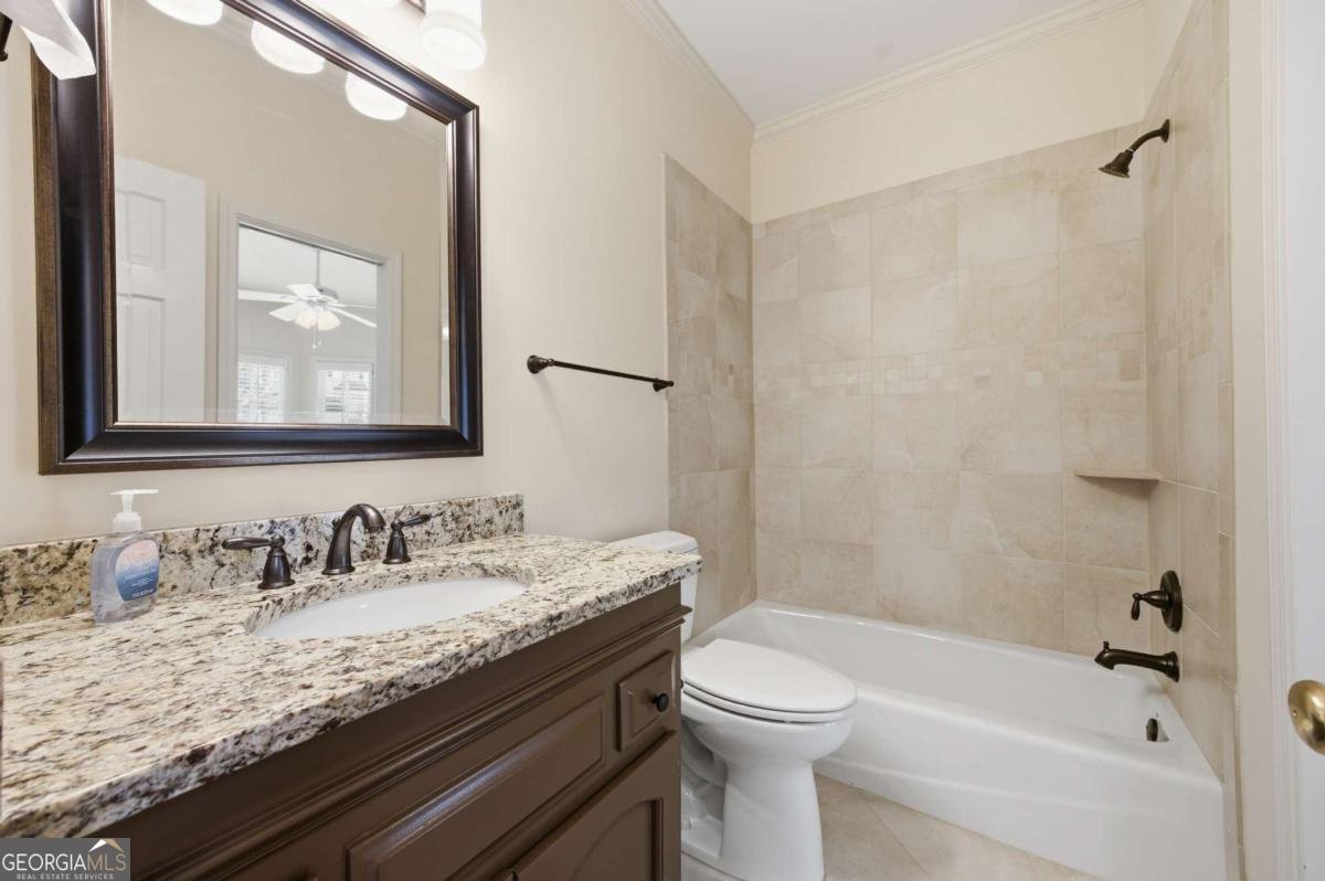 5716 Fairley Hall Court Peachtree Corners - Photo 15
