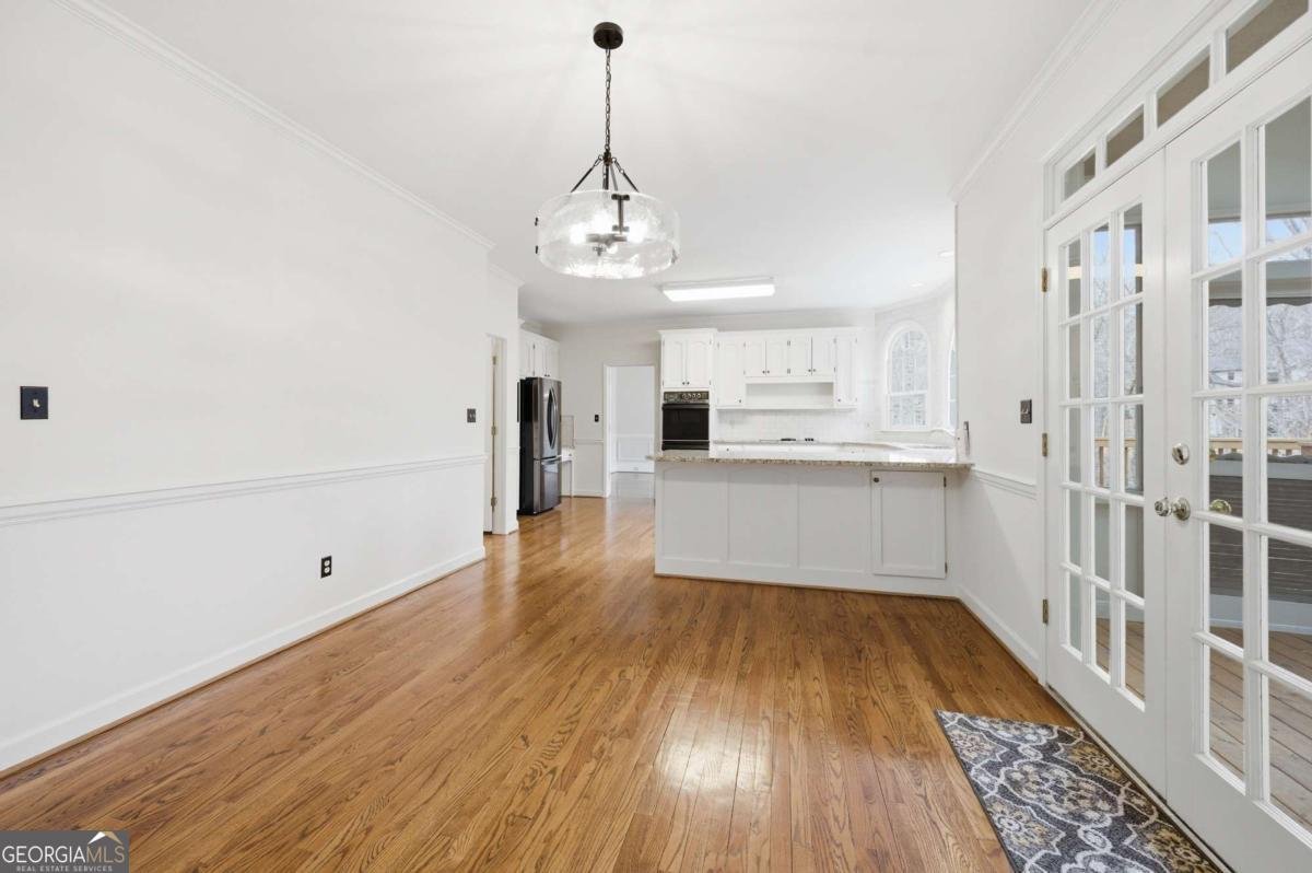 5716 Fairley Hall Court Peachtree Corners - Photo 9