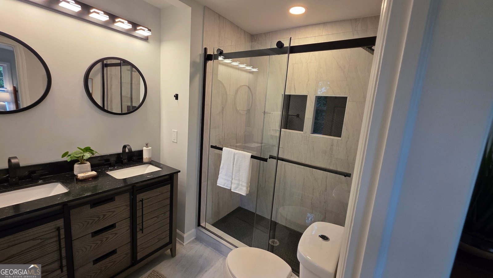 610 Glenforest Road Sandy Springs - Photo 21