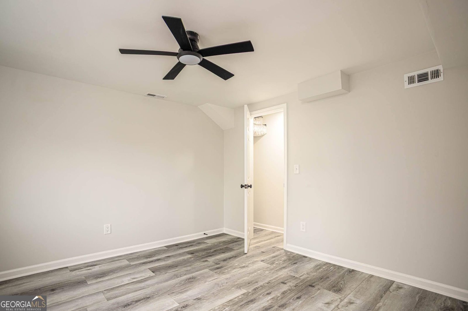 610 Glenforest Road Sandy Springs - Photo 35