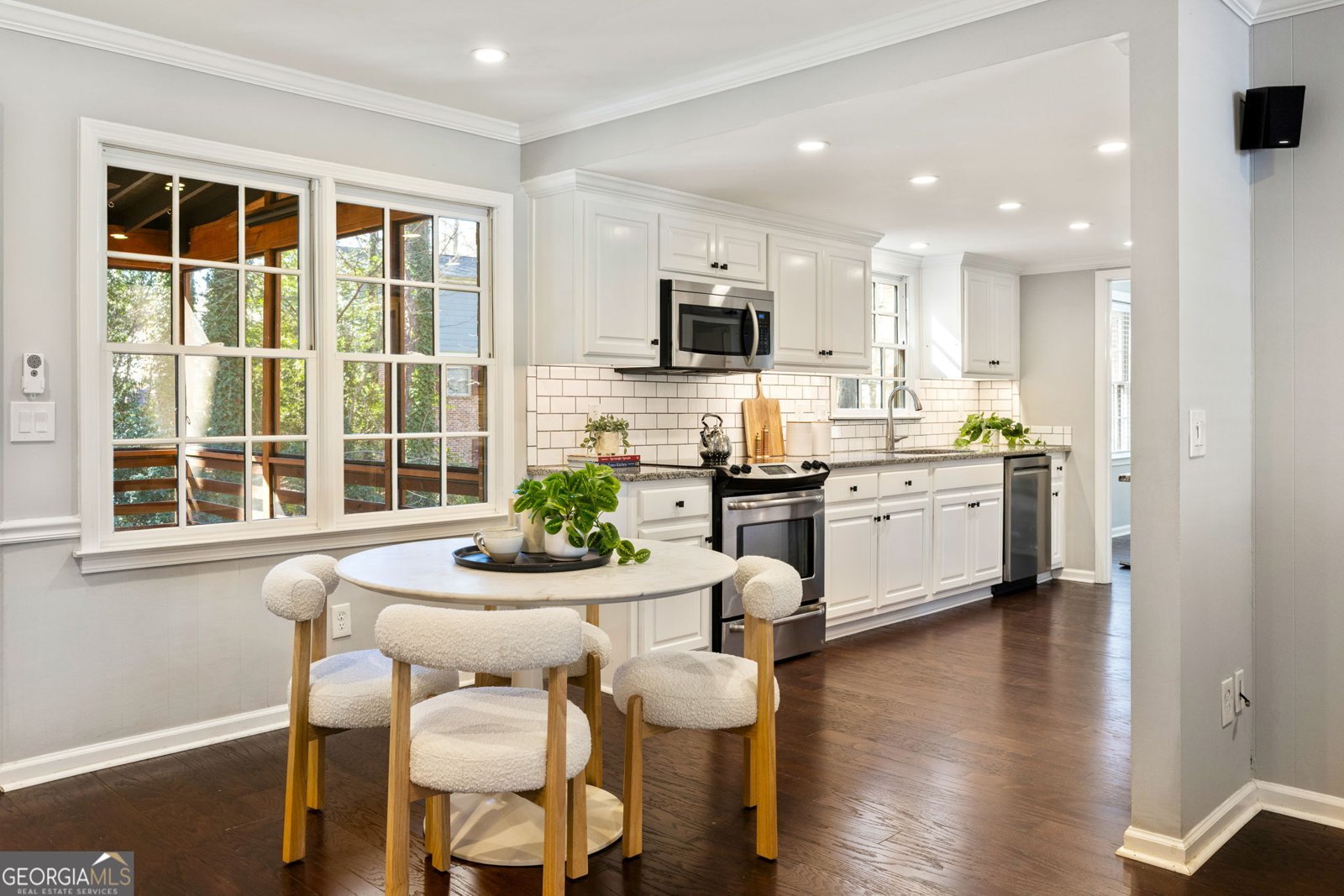 4383 Lake Breeze Drive Stone Mountain - Photo 10