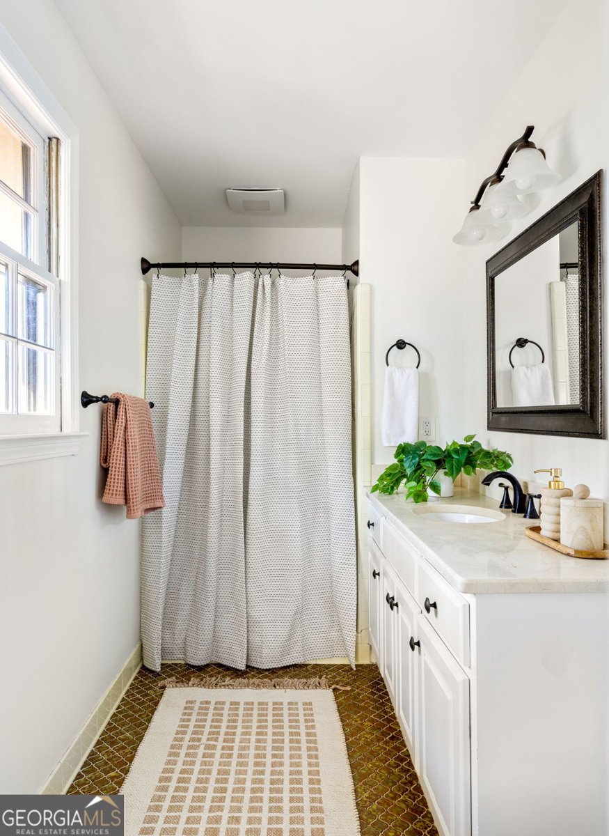 4383 Lake Breeze Drive Stone Mountain - Photo 21