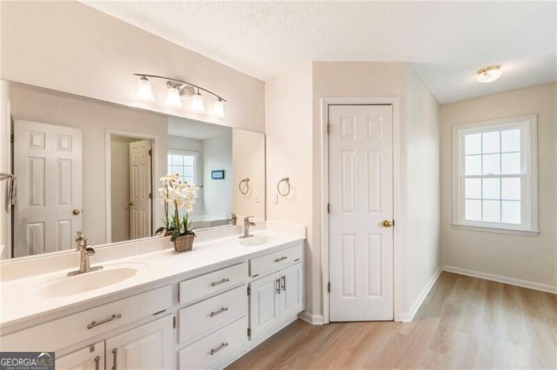 7665 Brentwood Court Cumming - Photo 14