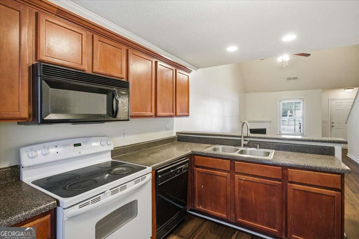 3018 Broadleaf Trail Fairburn - Photo 9