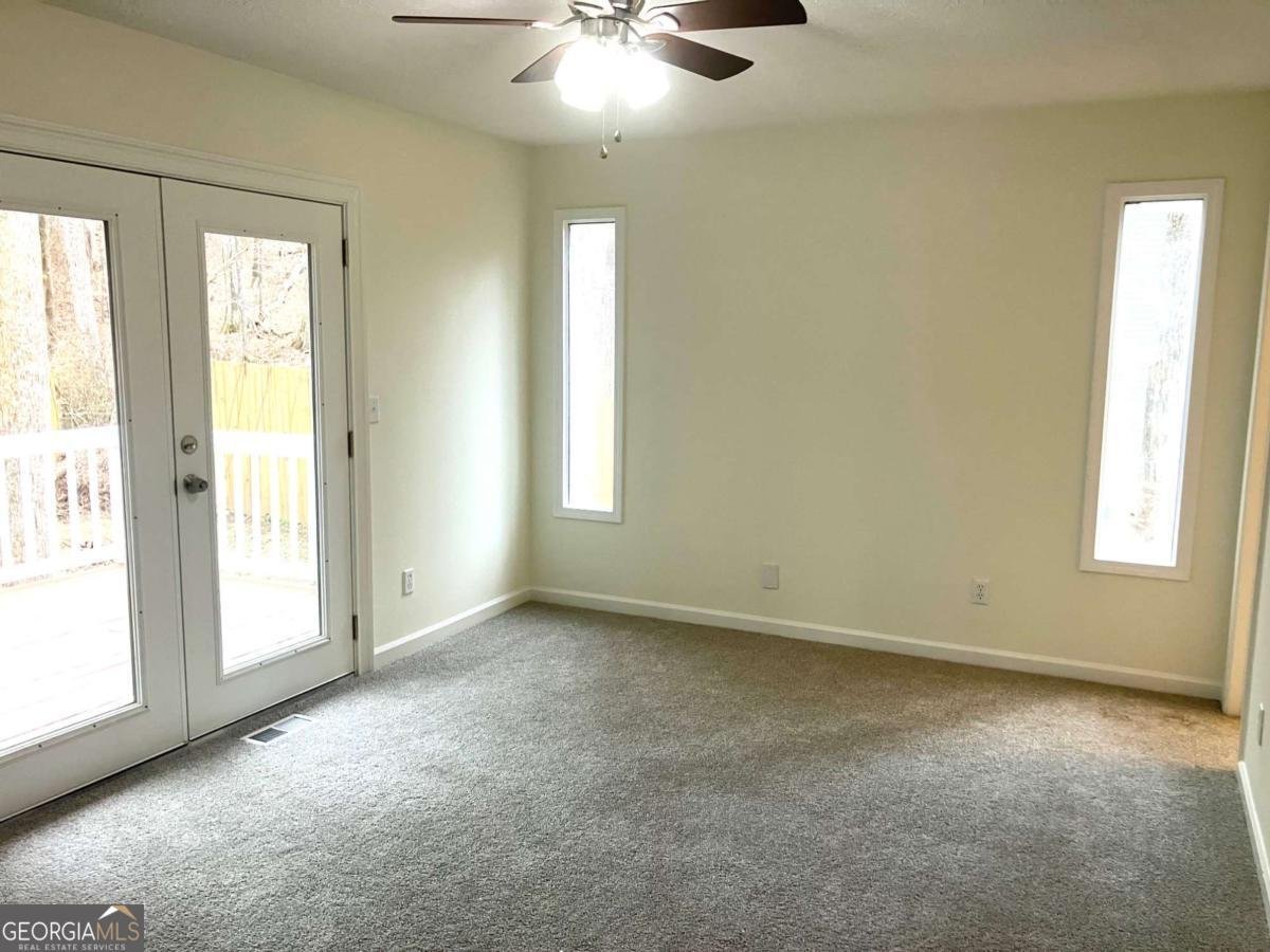 8510 Lynn Drive Gainesville - Photo 14