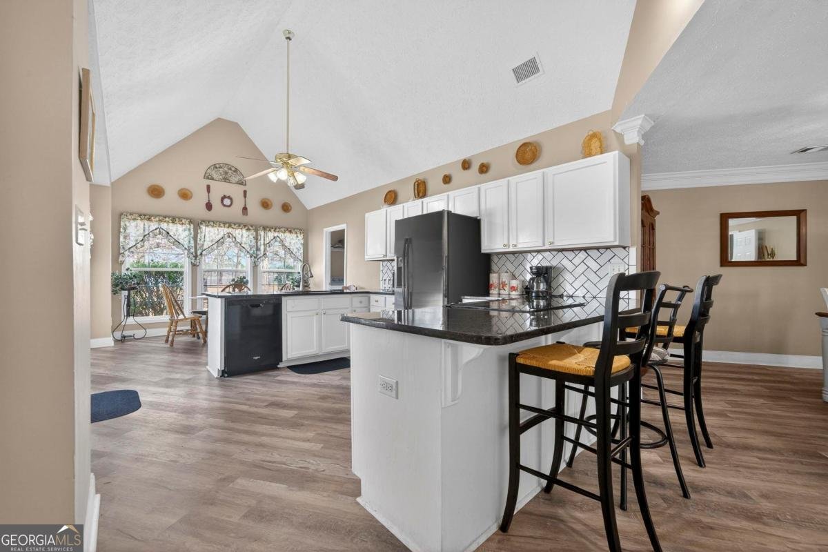 926 Jamesway Drive Sparta - Photo 16