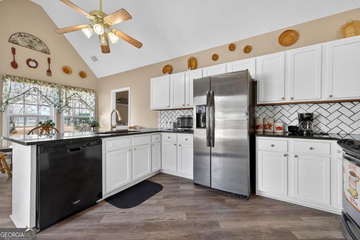 926 Jamesway Drive Sparta - Photo 20