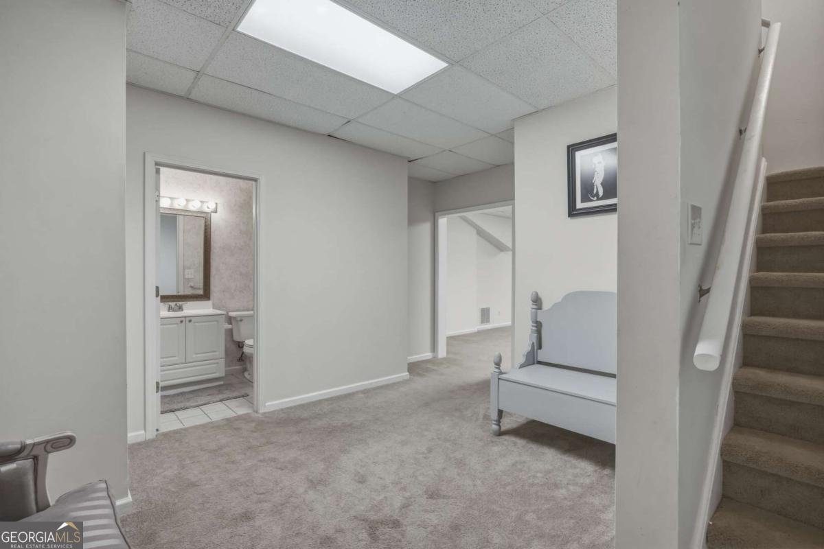 200 Mayglen Court Woodstock - Photo 33