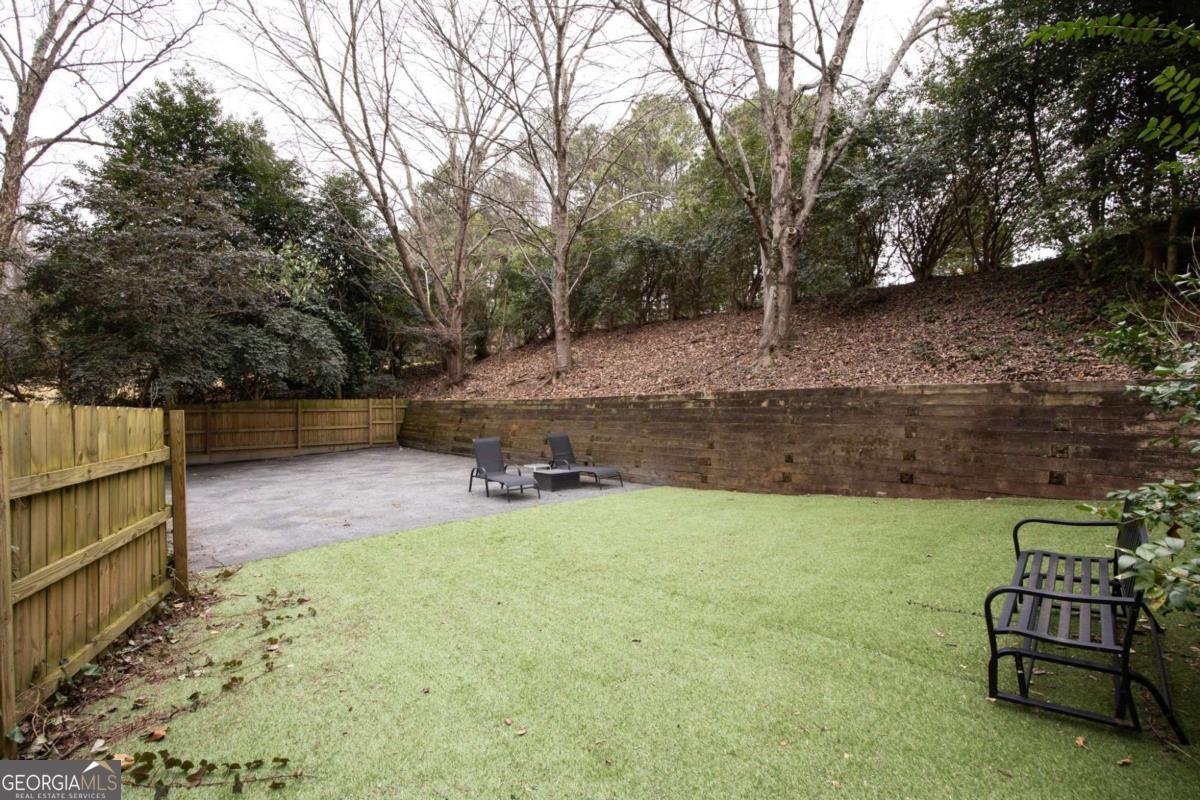 200 Mayglen Court Woodstock - Photo 38