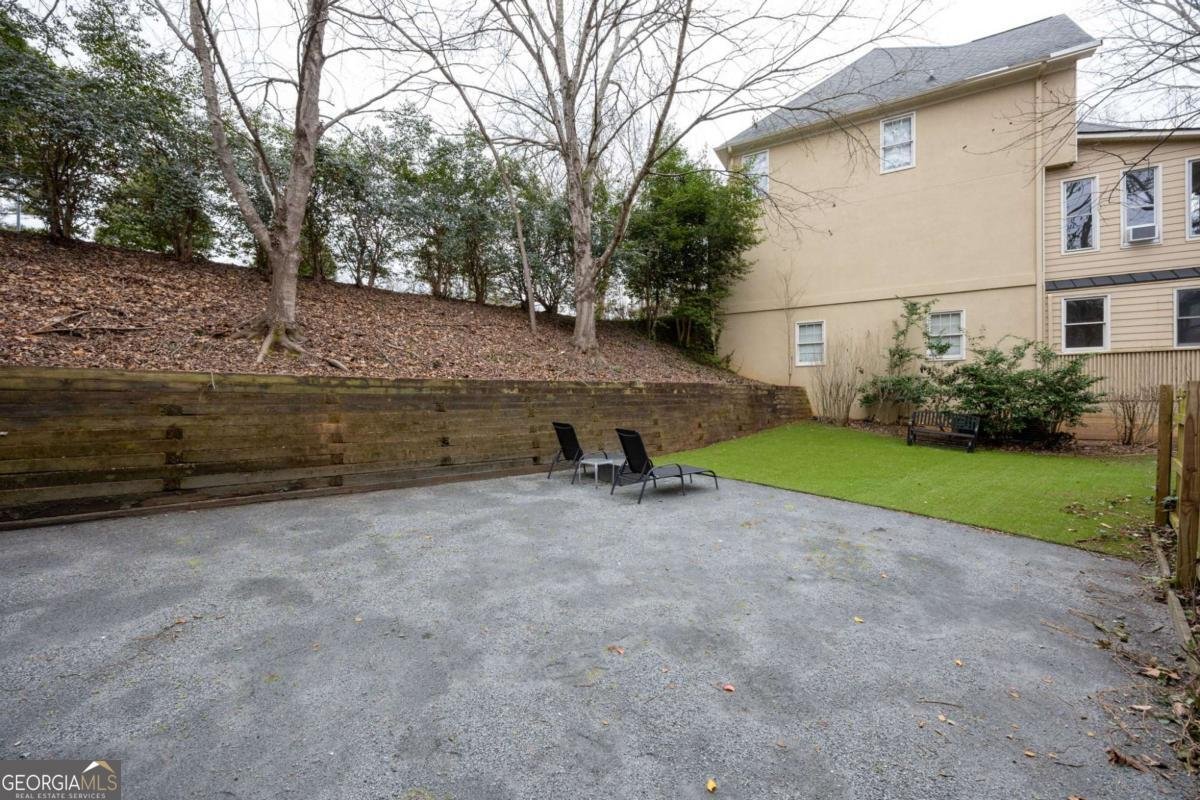 200 Mayglen Court Woodstock - Photo 41