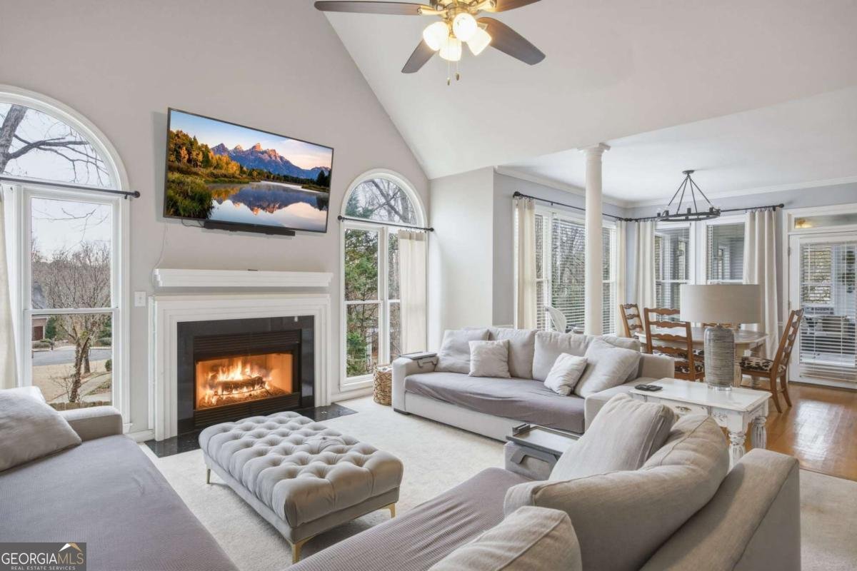 200 Mayglen Court Woodstock - Photo 8