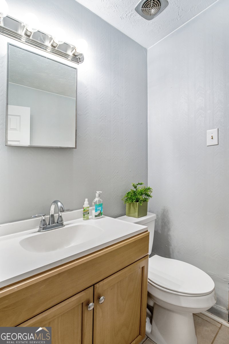 5737 Highway 20 Covington - Photo 9