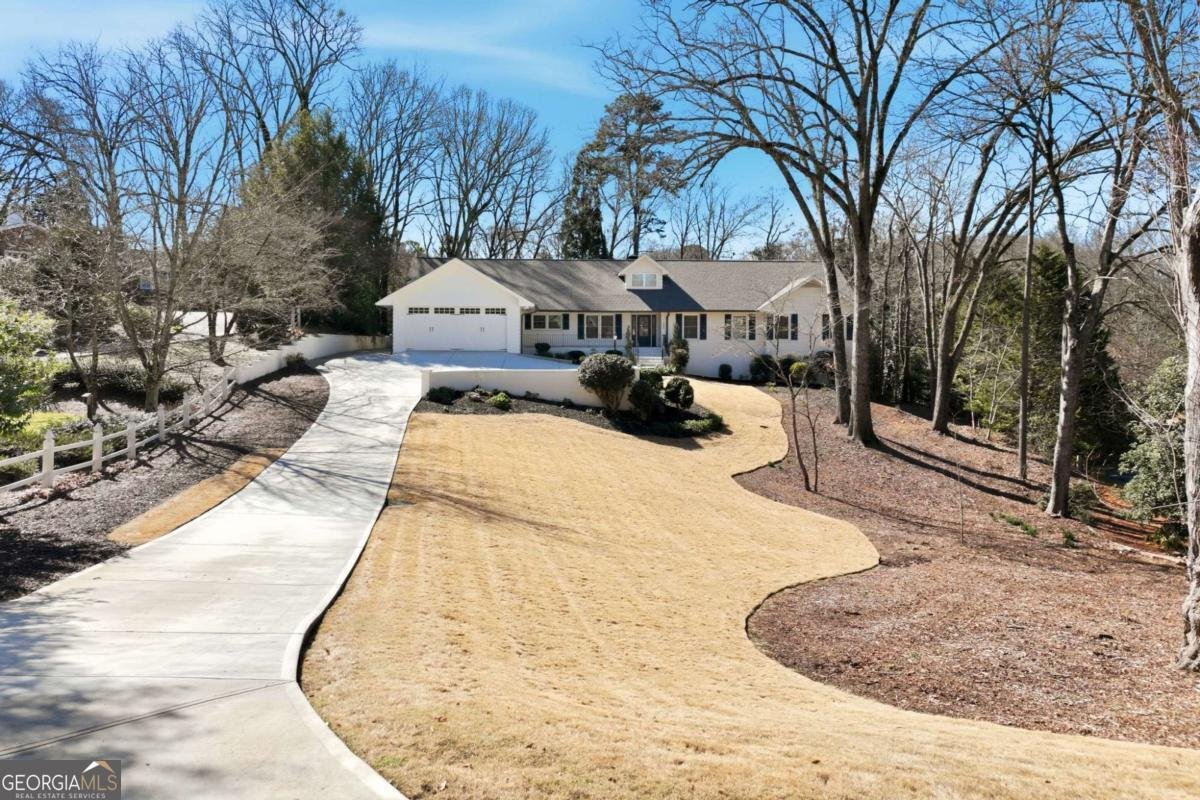 1685 Valley Road Gainesville - Photo 1