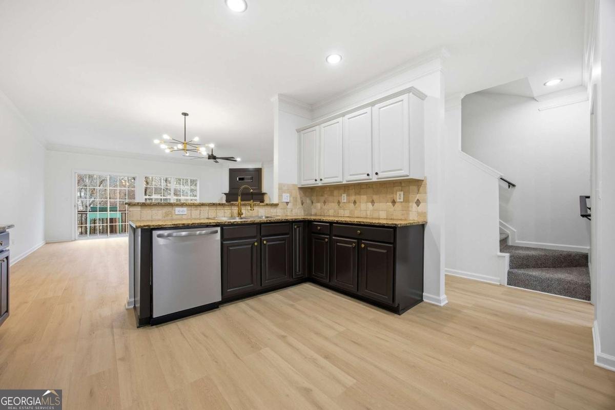 620 Coligny Court Atlanta - Photo 13