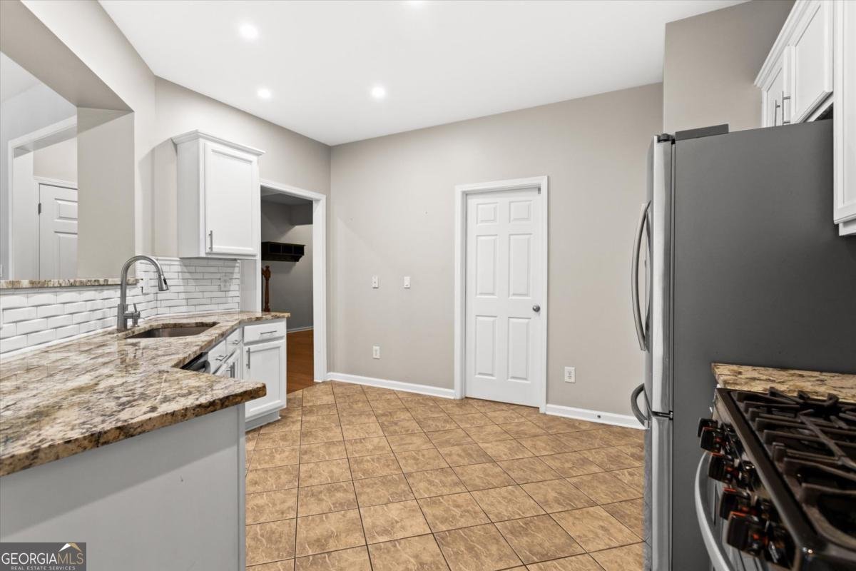 4913 Berkeley Oak Circle Peachtree Corners - Photo 11