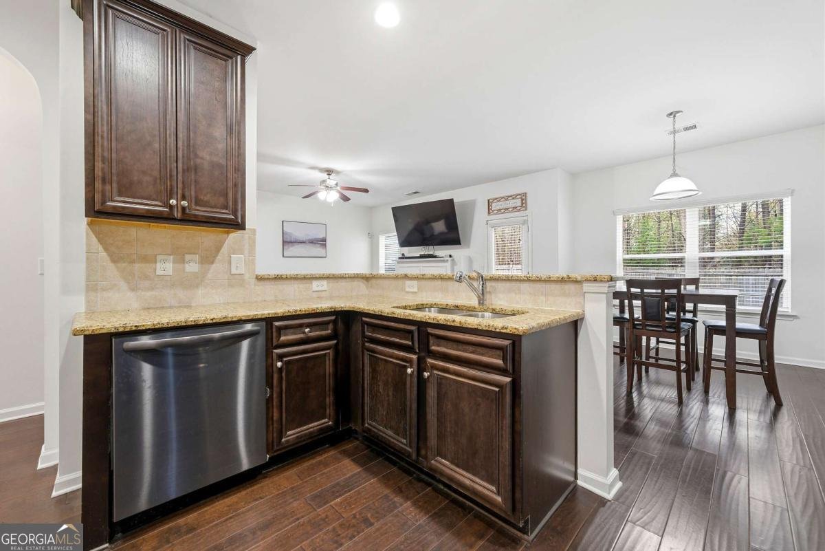 7648 Wrotham Circle Atlanta - Photo 10