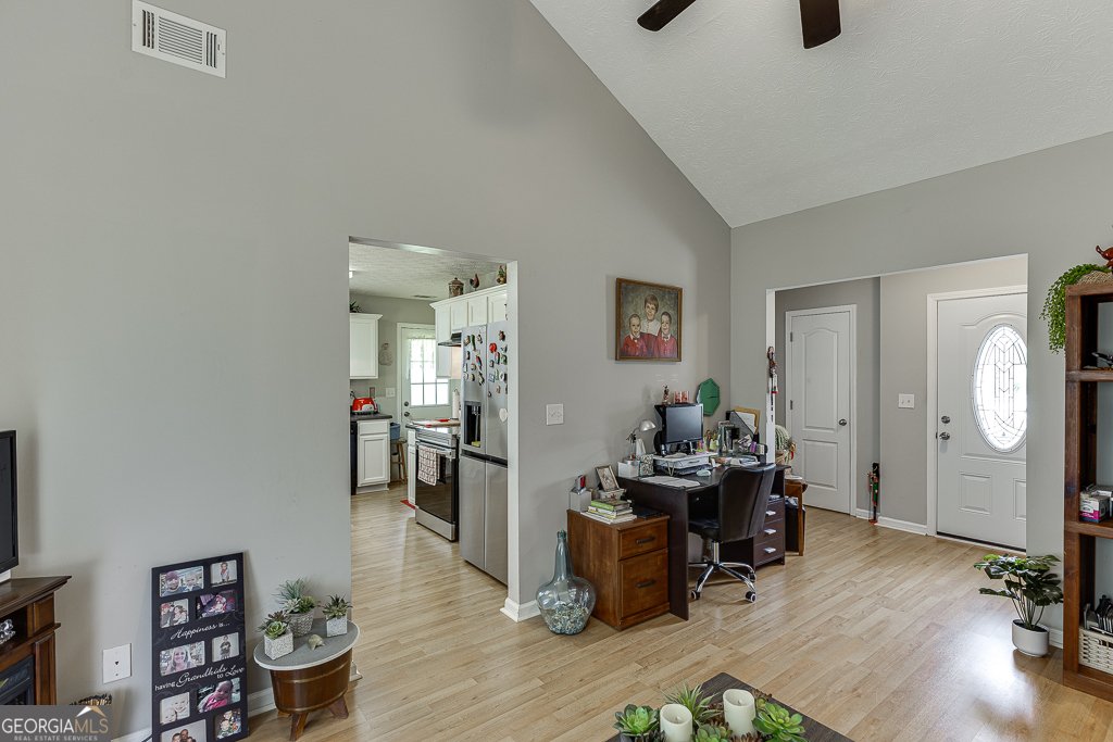 31 Coles Court Drive Commerce - Photo 9