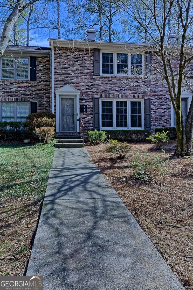 2451 Northlake Court Atlanta - Photo 1