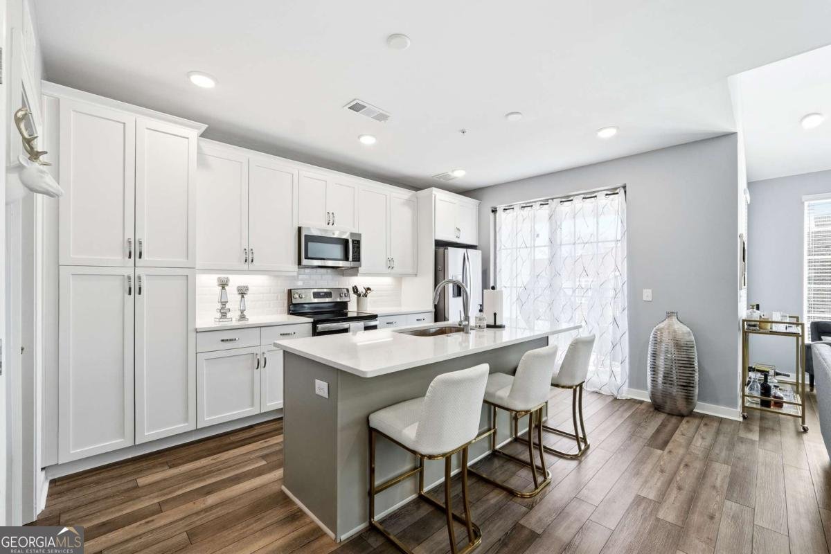 521 Burton Drive Alpharetta - Photo 12