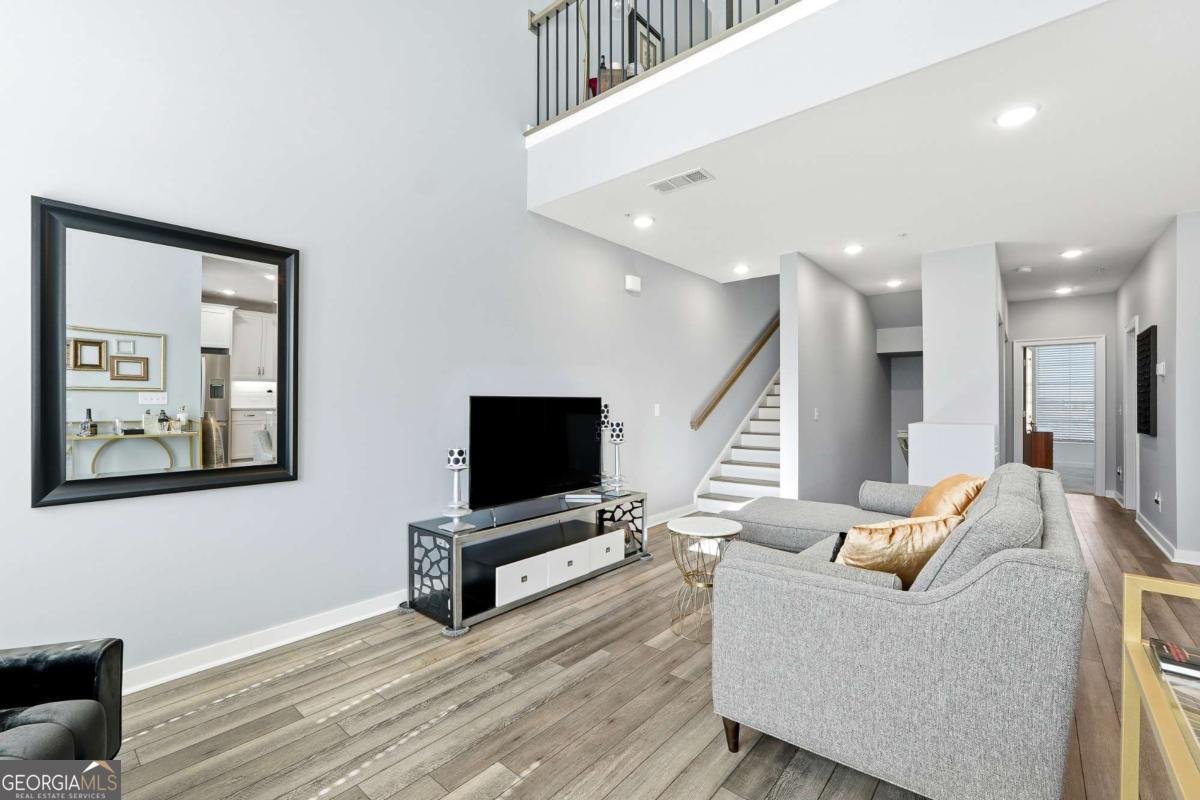 521 Burton Drive Alpharetta - Photo 7