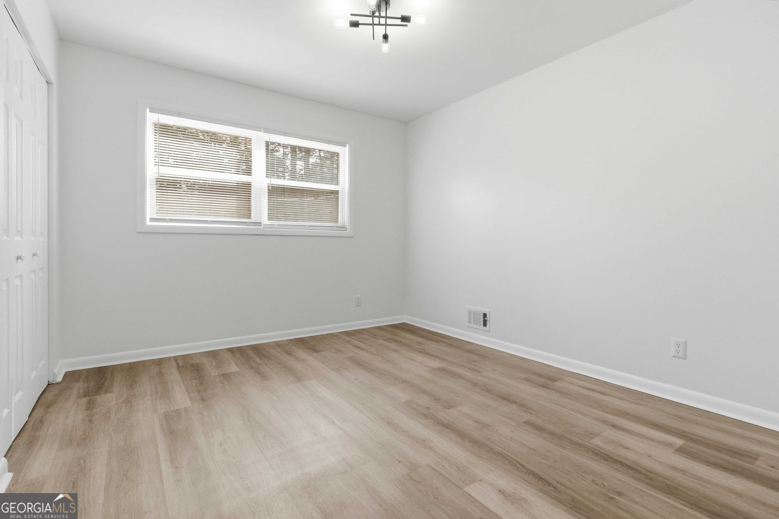 2275 Country Club Lane Atlanta - Photo 12