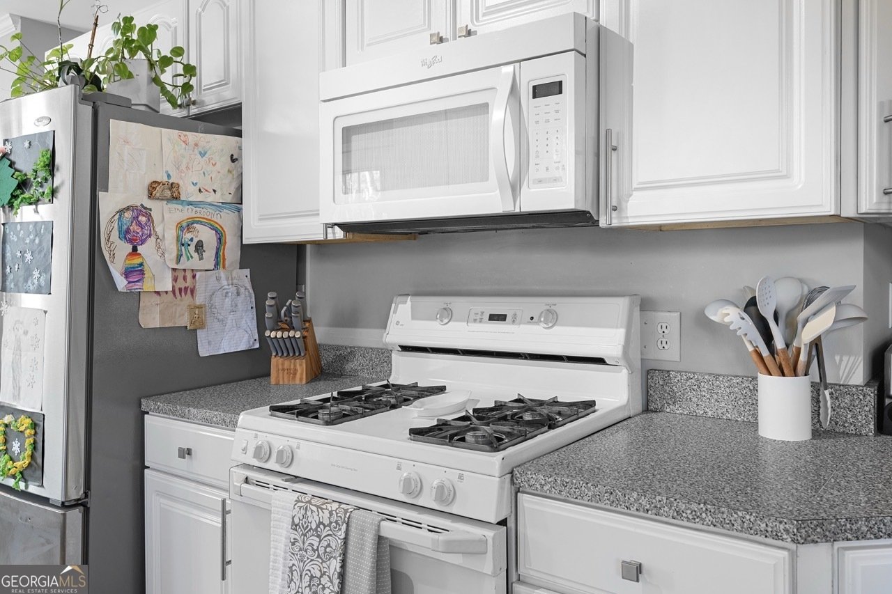 1028 Deer Hollow Drive Woodstock - Photo 11