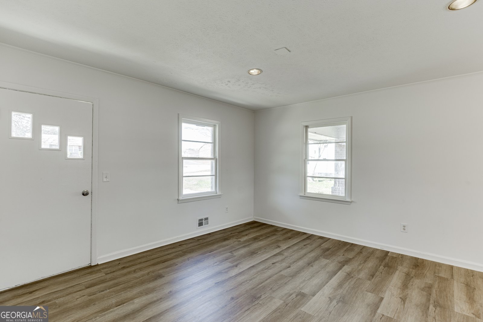 219 Stone Mountain Street Lawrenceville - Photo 8