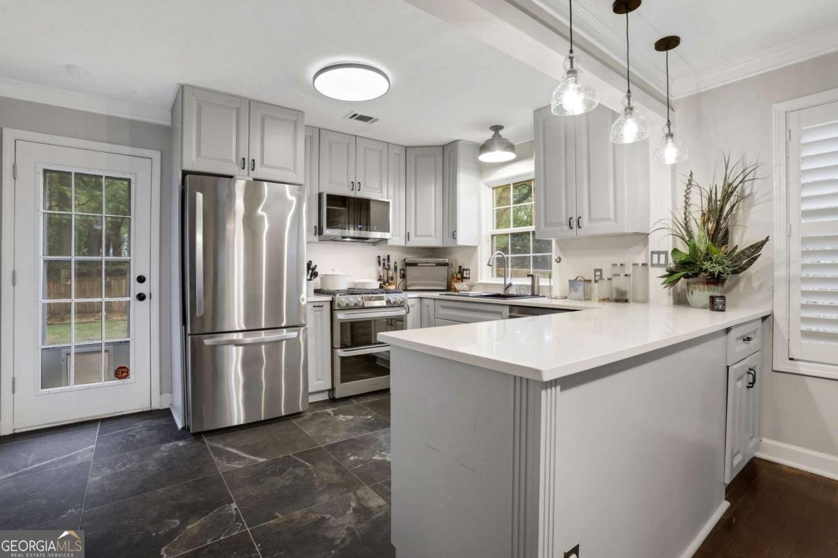 1444 Mcpherson Avenue Atlanta - Photo 8