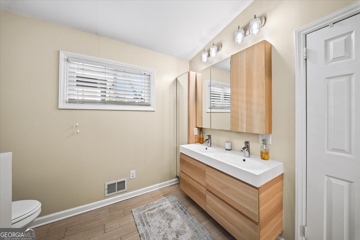 109 Spruell Springs Road Atlanta - Photo 15