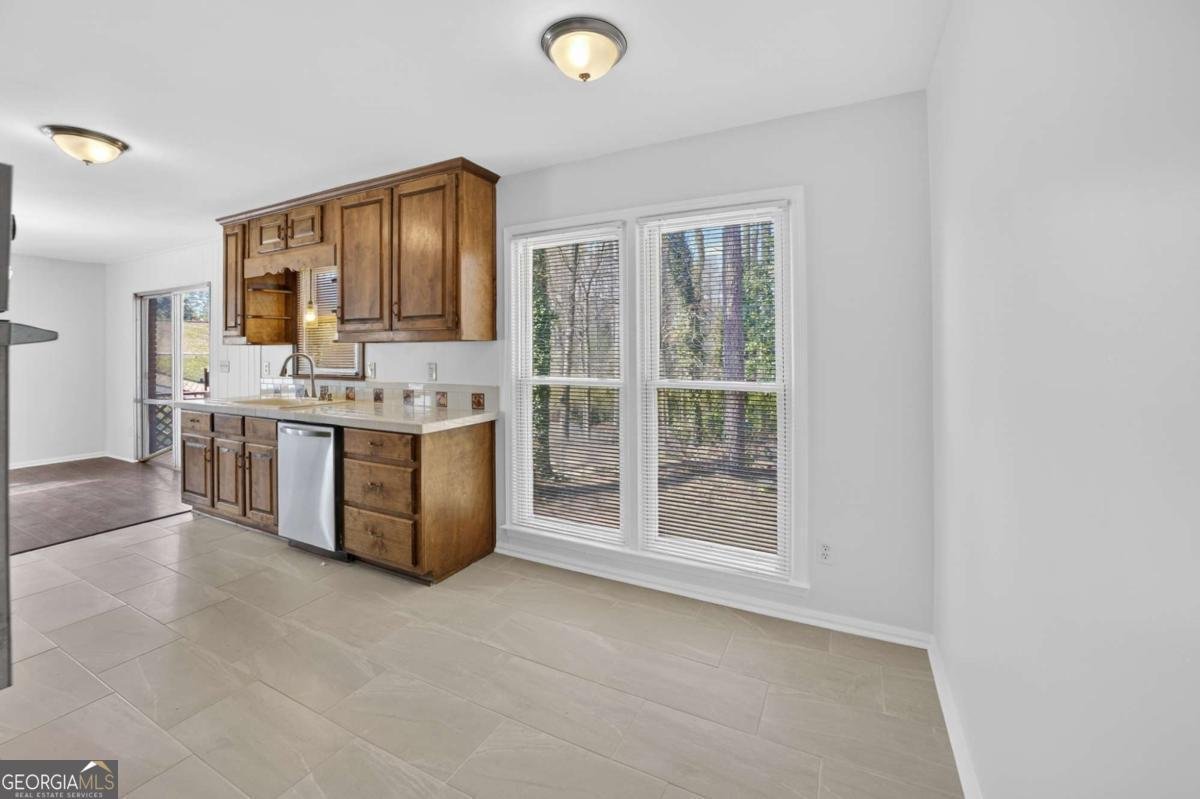 1660 Brantford Drive Tucker - Photo 11