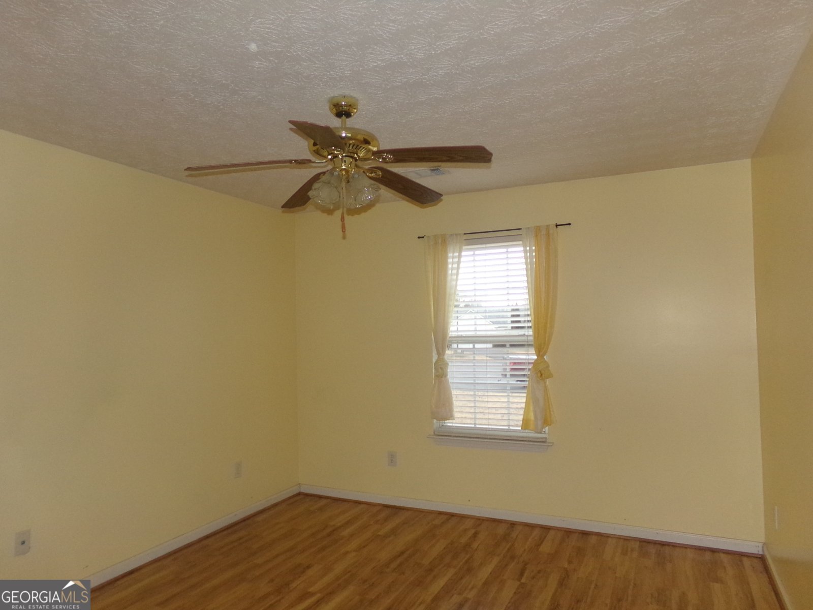 8455 RIVER BLUFF PL Ball Ground - Photo 6