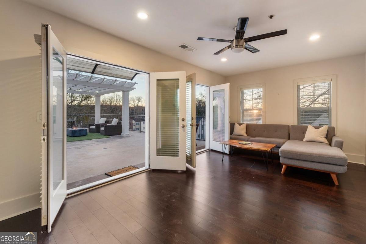 301 Canton Way Roswell - Photo 57