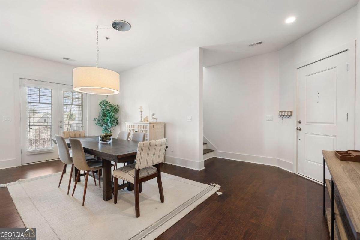 301 Canton Way Roswell - Photo 7