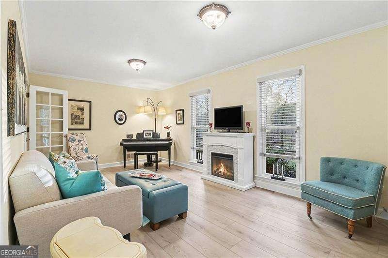 370 Kenilworth Circle Stone Mountain - Photo 6