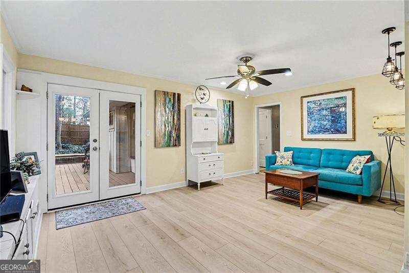 370 Kenilworth Circle Stone Mountain - Photo 7