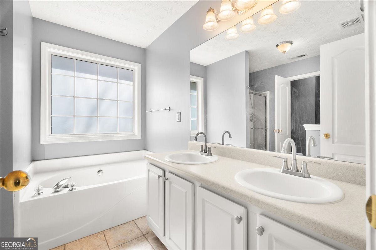 1022 Miss Amber Way Locust Grove - Photo 18