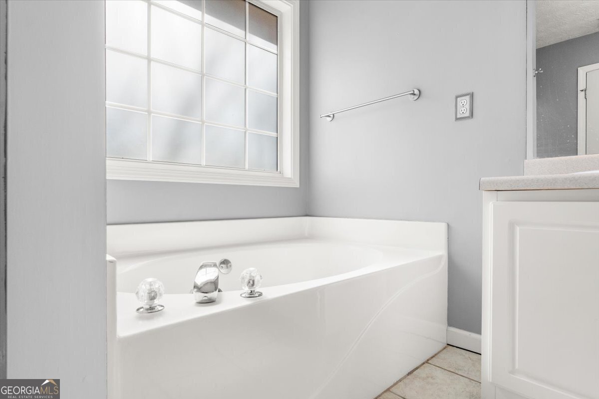 1022 Miss Amber Way Locust Grove - Photo 20