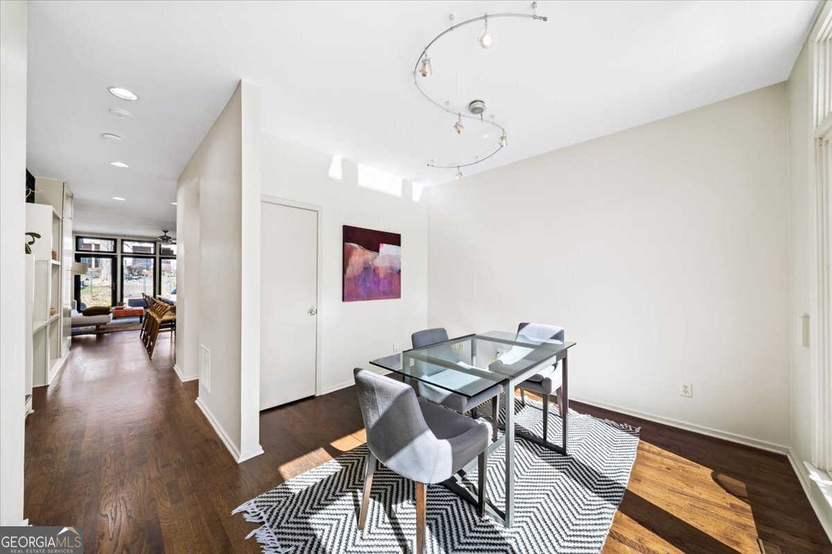 1286 Fernwood Circle Atlanta - Photo 10