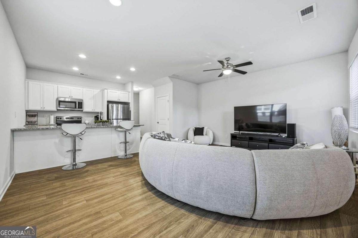 3175 Meadowstone Lane Atlanta - Photo 8