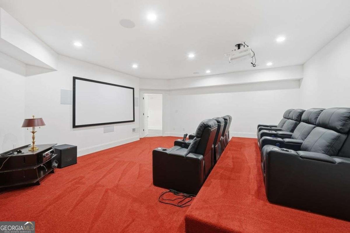 7611 Regency Circle Sandy Springs - Photo 54