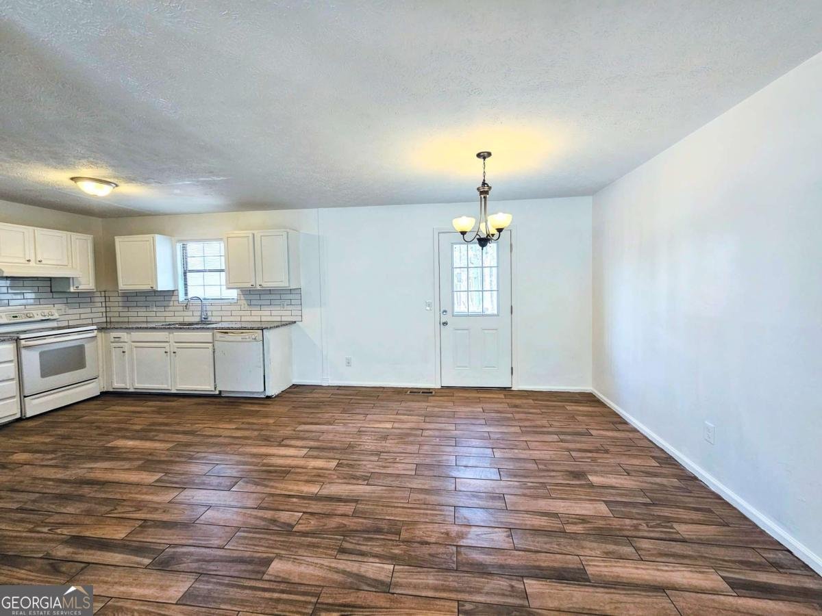 3622 Melissa Lane Douglasville - Photo 9