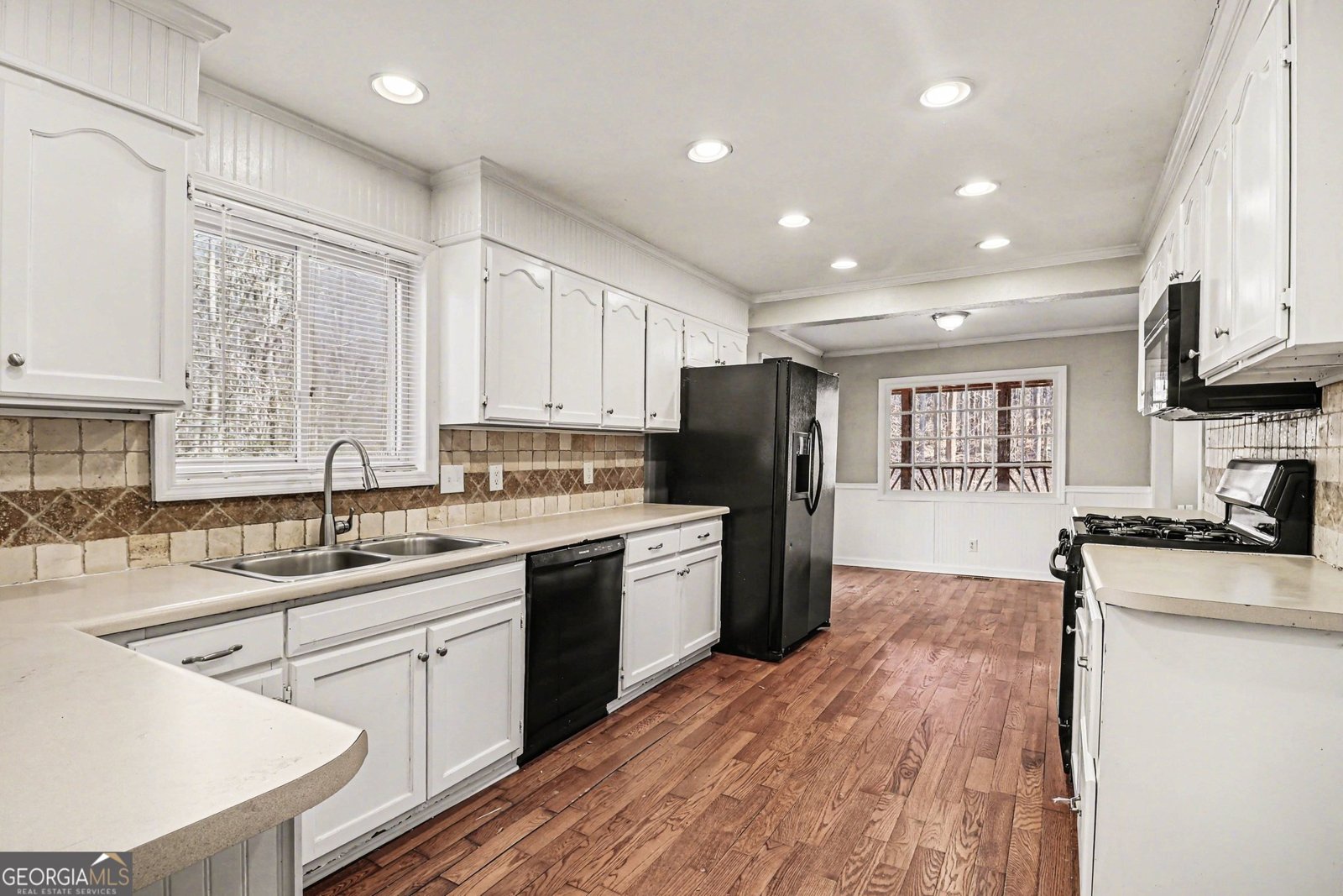 209 Nacoochee Drive Woodstock - Photo 13