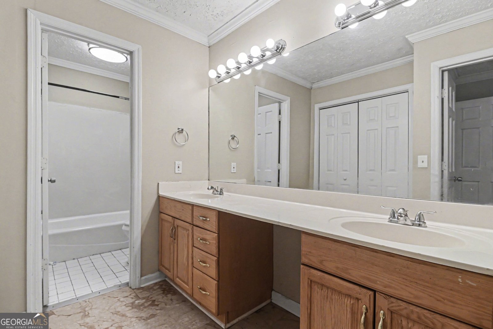 209 Nacoochee Drive Woodstock - Photo 19