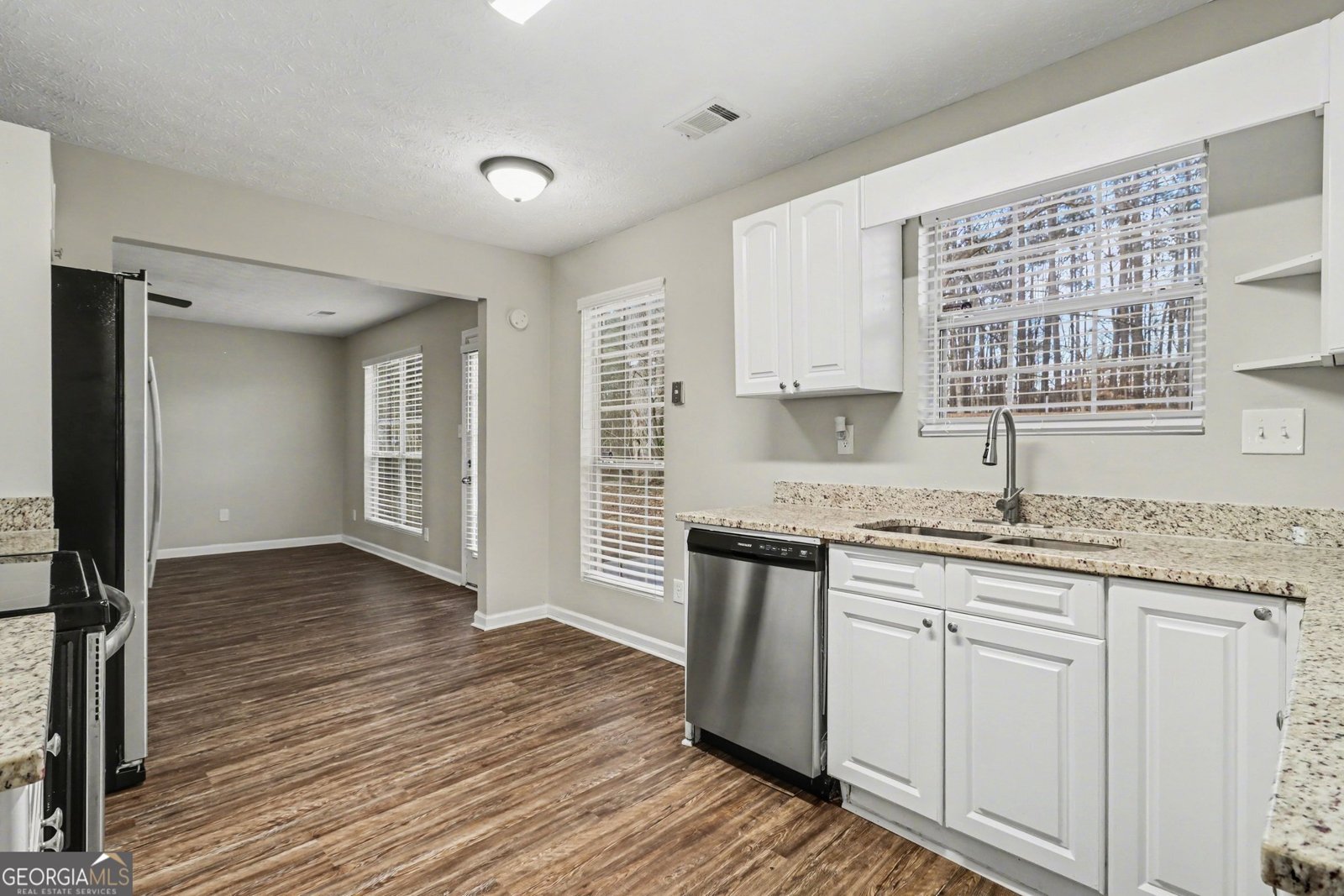 634 Windchase Place Lithonia - Photo 8