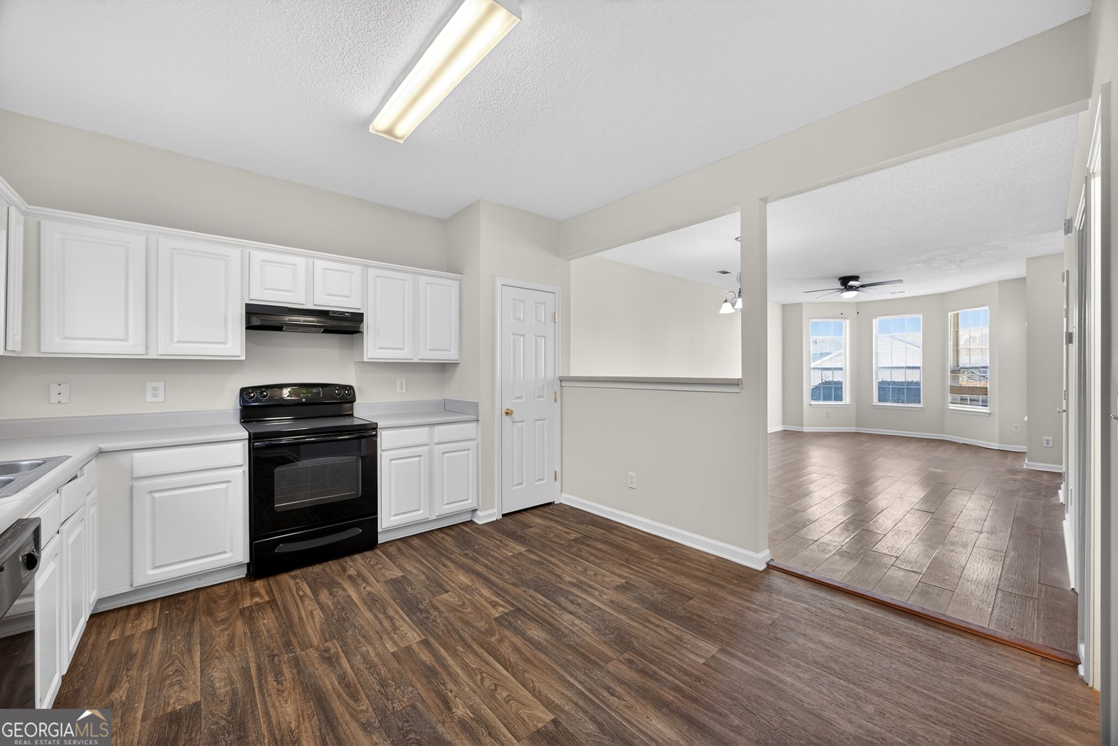 7614 Creekside Lane Riverdale - Photo 11