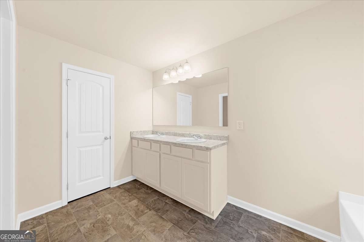 5206 Wild Berry Court Oakwood - Photo 9