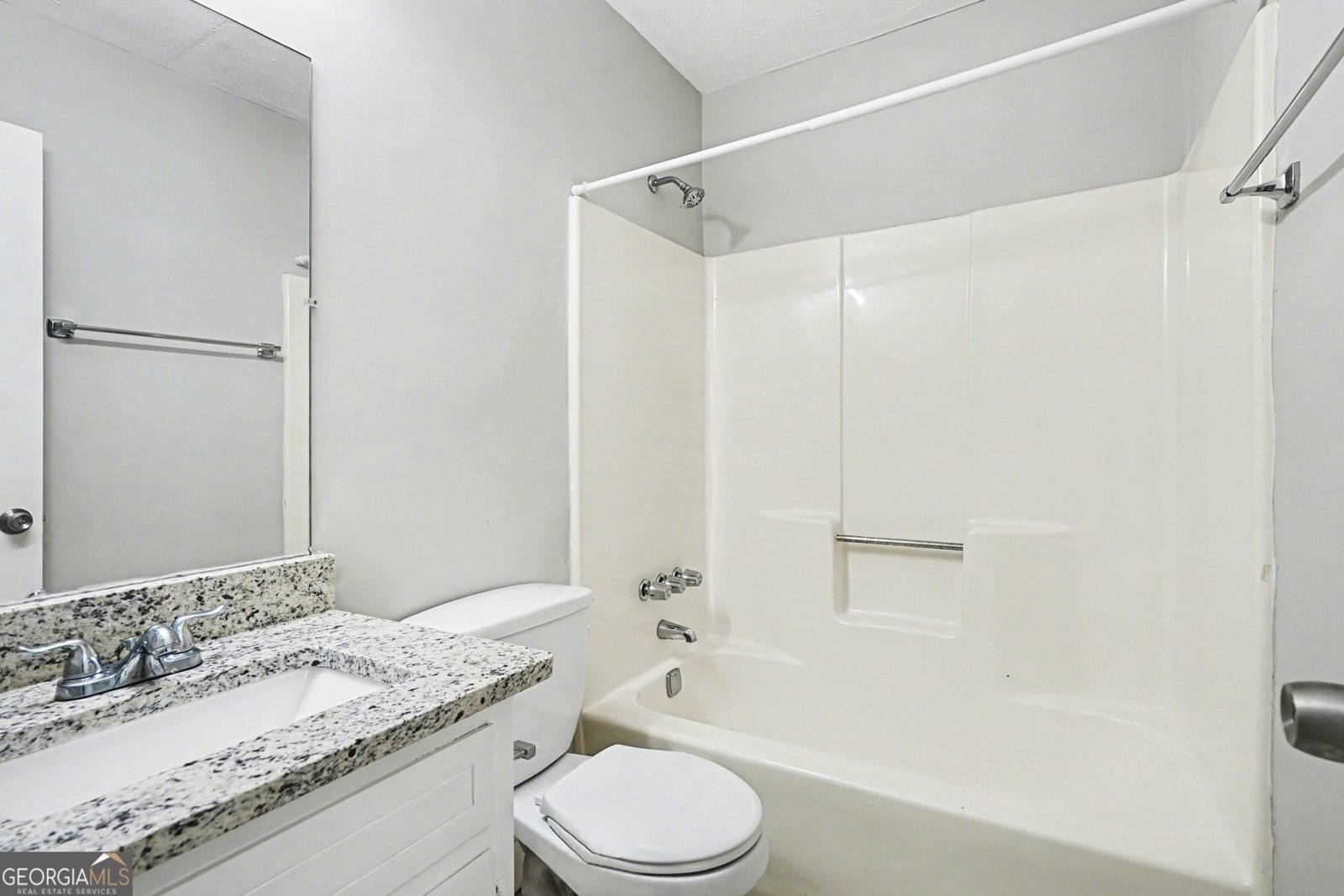 2221 Davis Oaks Court Stone Mountain - Photo 18