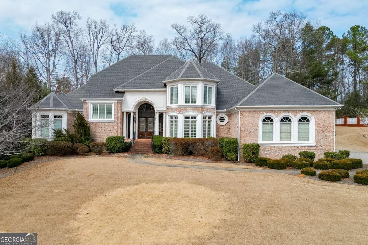 2525 Heritage Court Buford - Photo 1