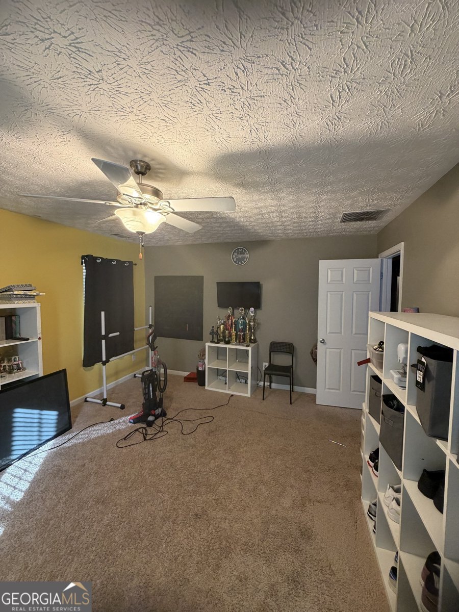 210 Woodcliff Court Fairburn - Photo 18